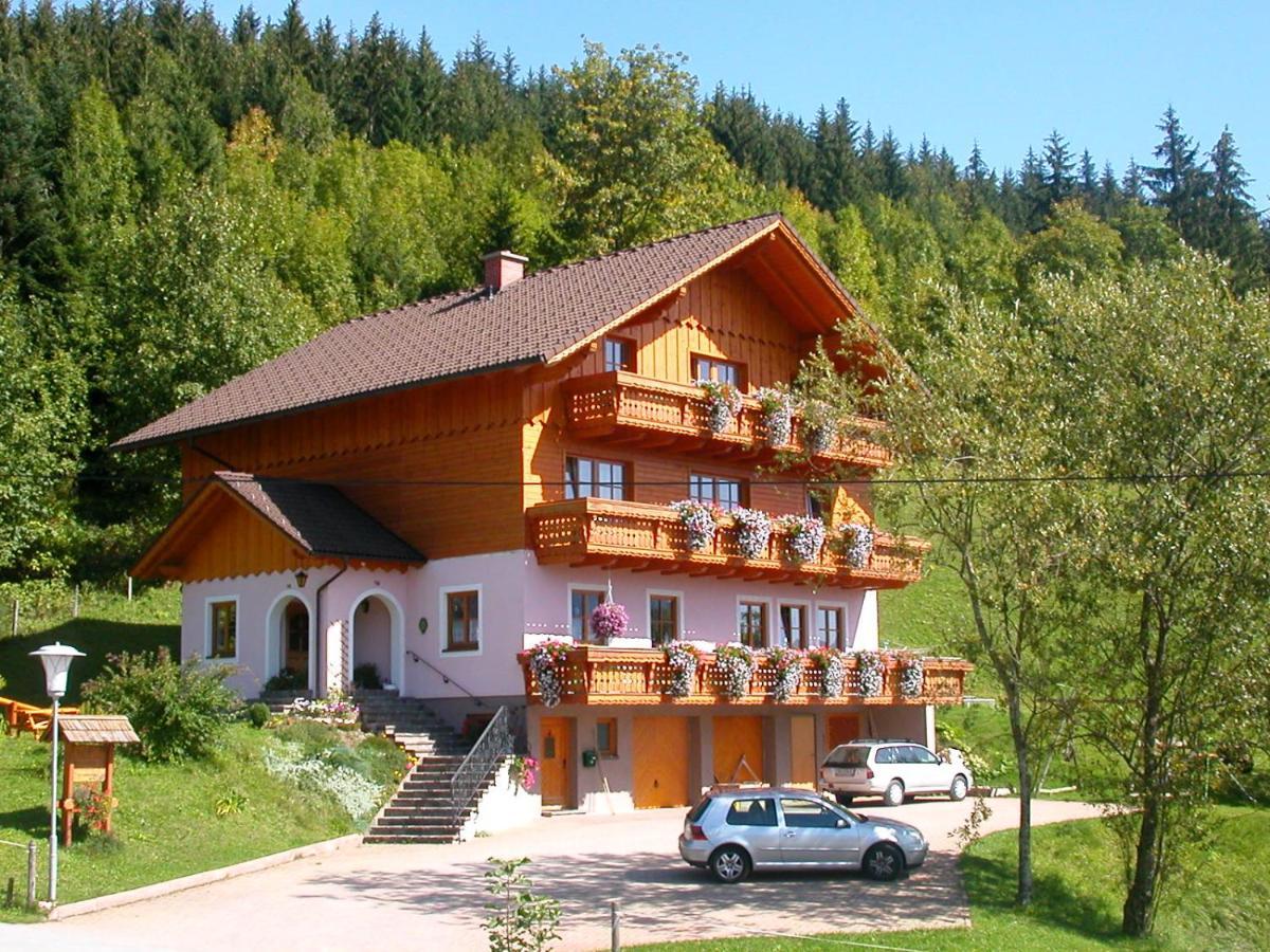 Urlaub Am Bauernhof Bei Familie Steinbrecher Séjour à la ferme Bad Mitterndorf