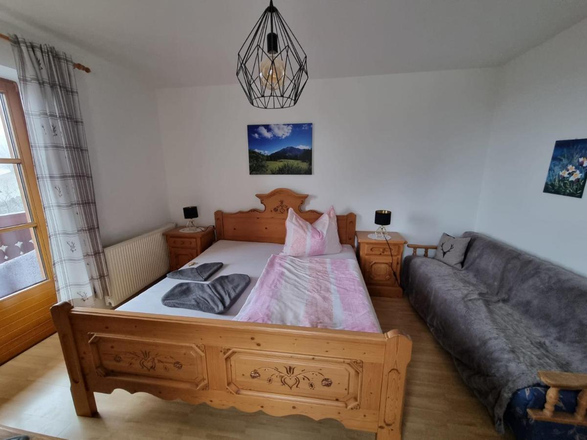 Urlaub Am Bauernhof Bei Familie Steinbrecher *
